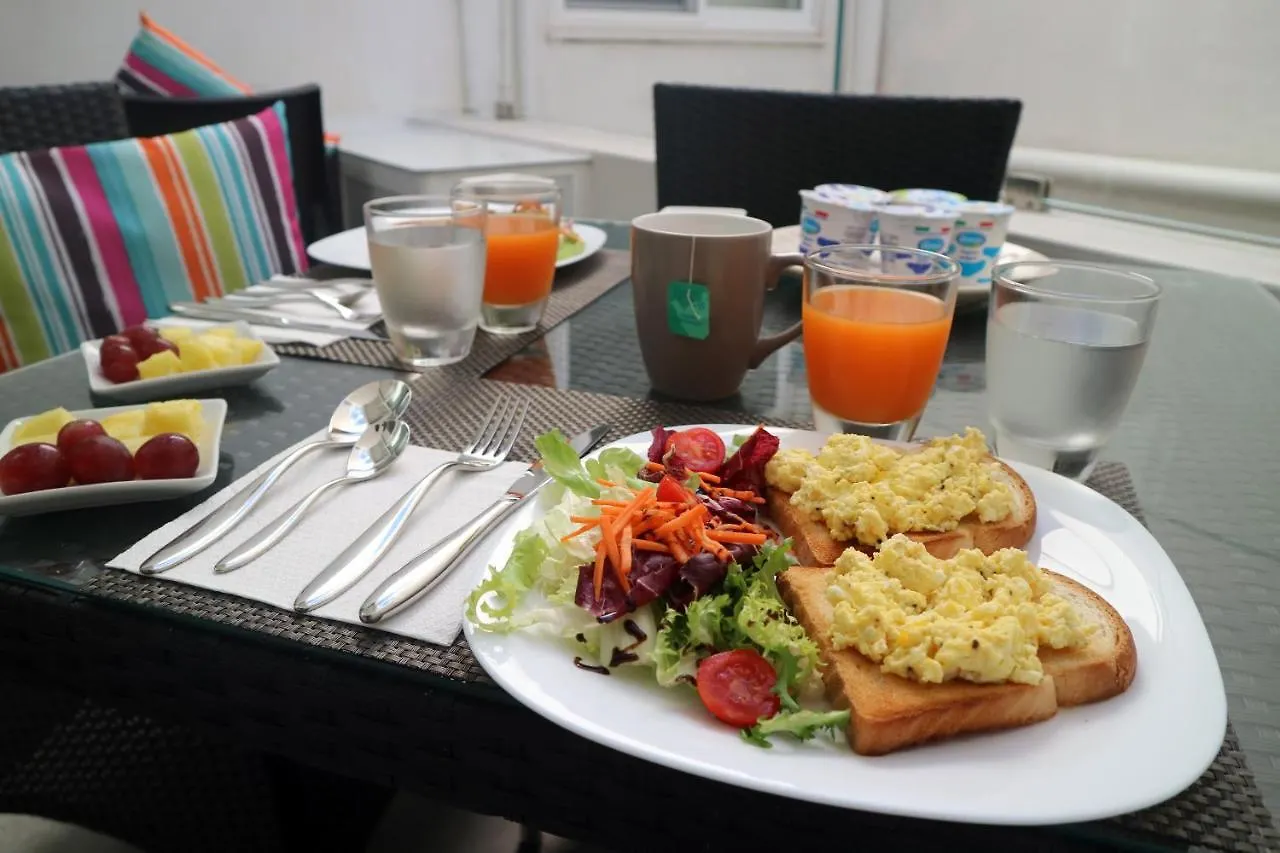 Bed & Breakfast Bed and Breakfast Escape To St Julians Saint Julian's