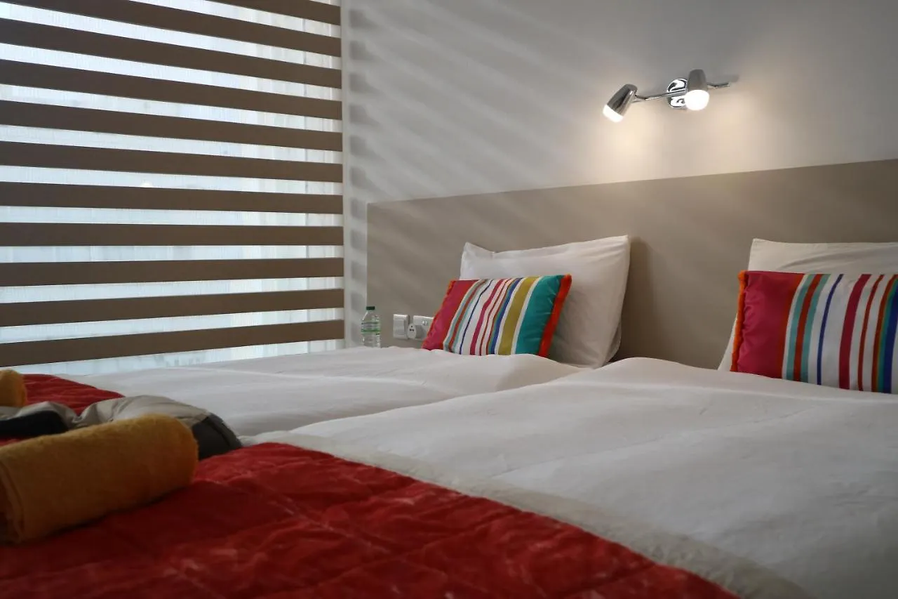 Bed and Breakfast Escape To St Julians Saint Julian's