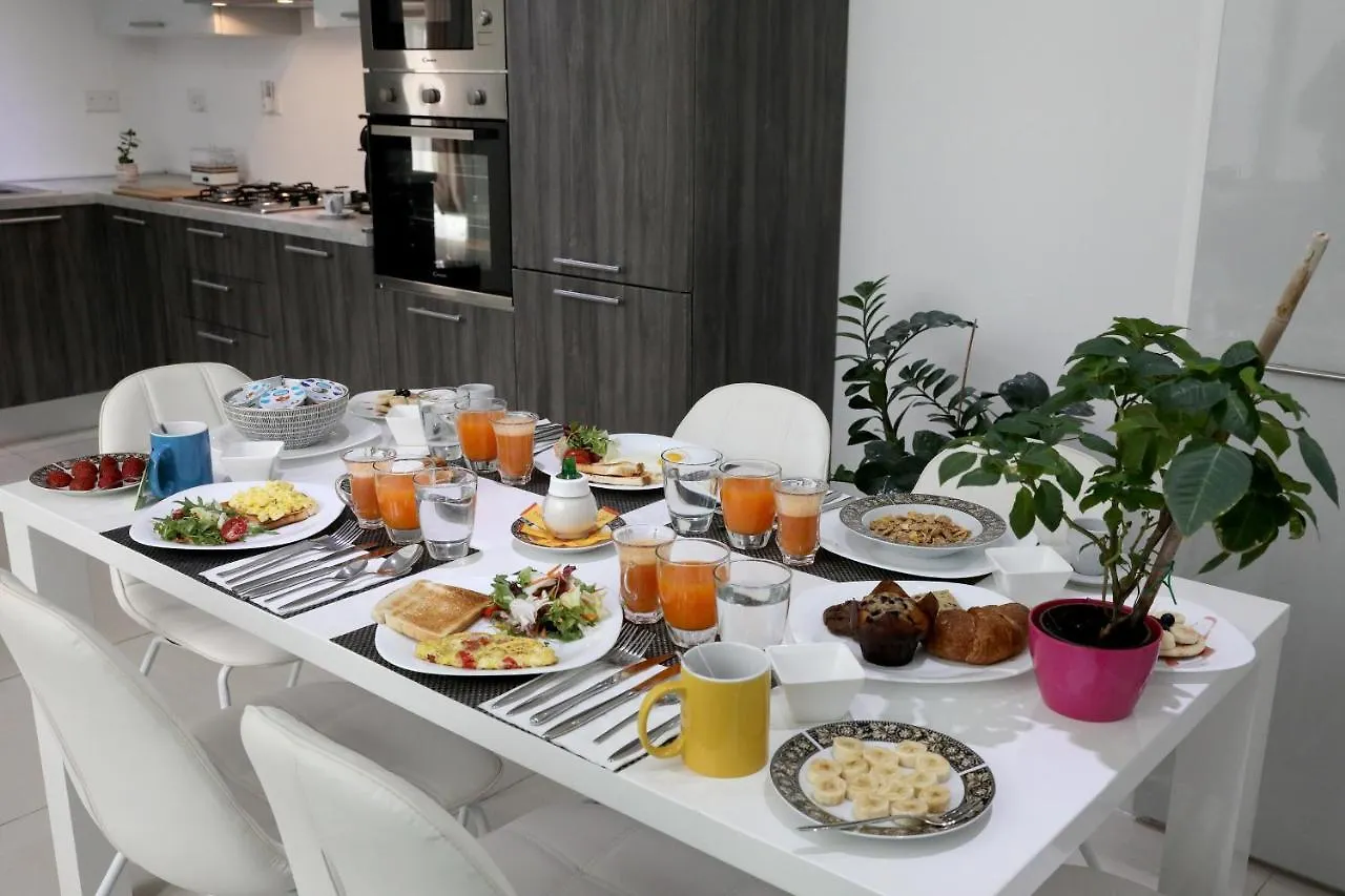 Saint Julian's Escape To St Julians B&B
